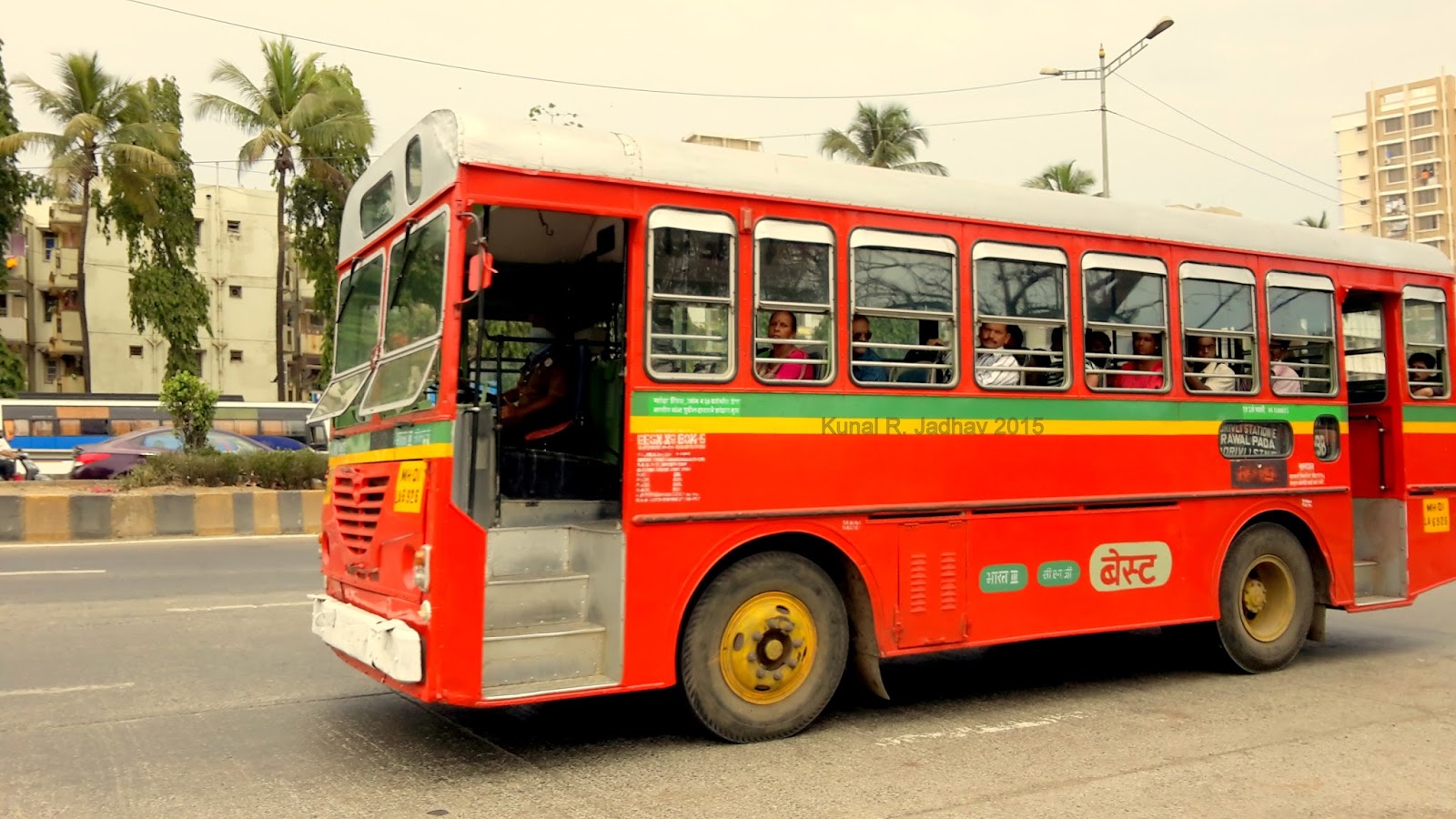 Автобус сиде. Миди автобус. Indian Bus. Тарсус автобус. Indian on Bus.