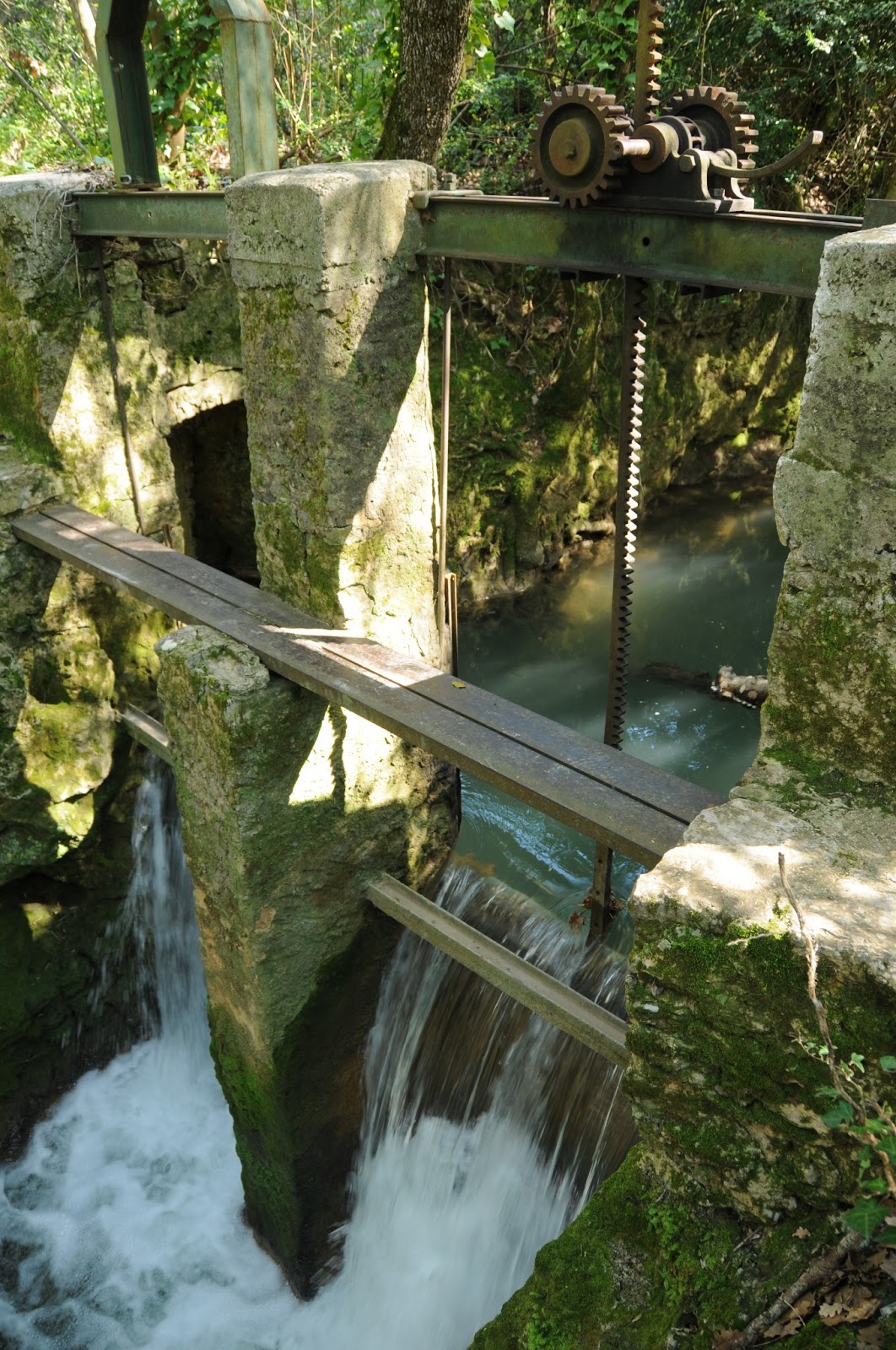 VarVariations souvenir de Marie Monbel Dérivation de l'Argens au niveau du pont de St Sumian