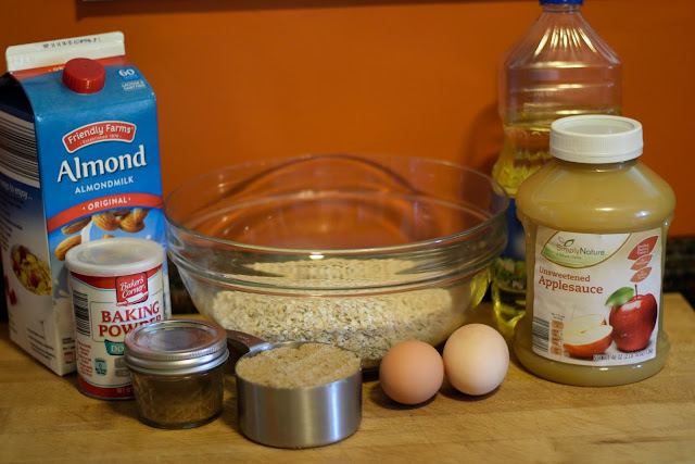 The ingredients needed to make the Morning Oatmeal Muffin Bites.