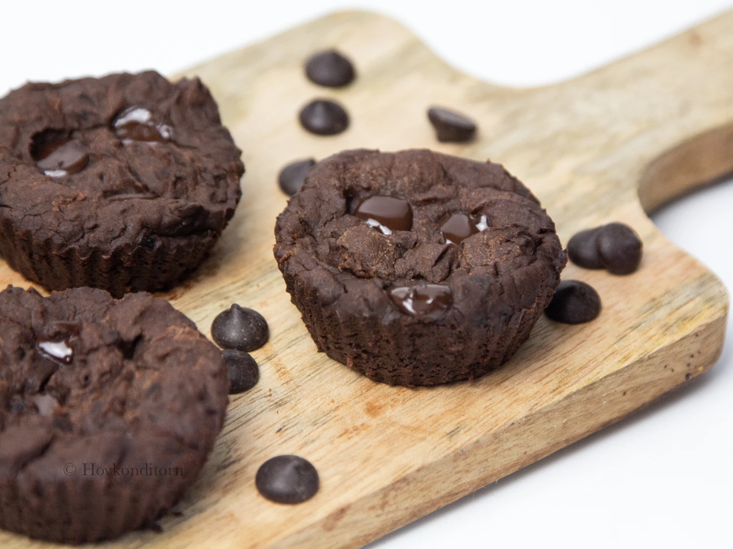Black Bean Muffins with Cinnamon and Nutmeg