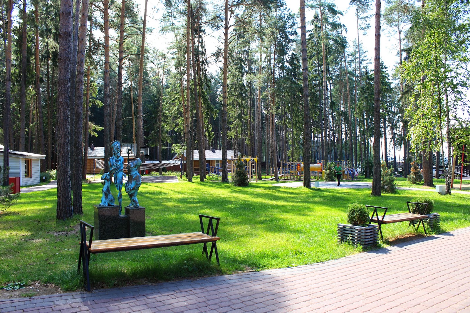 Изумрудное база отдыха горьковское море