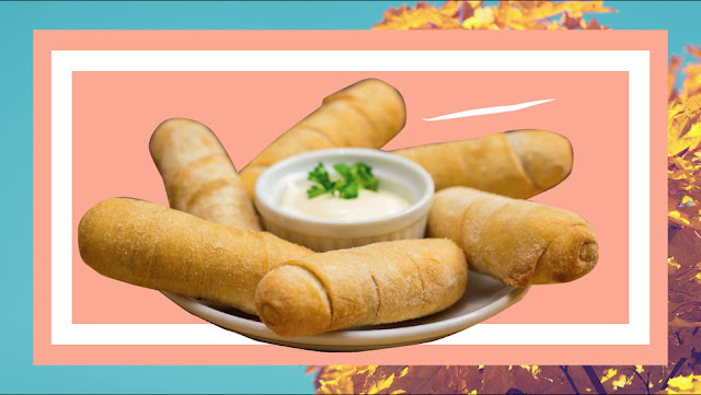 Palillos de Queso Venezolano con Salsa Verde