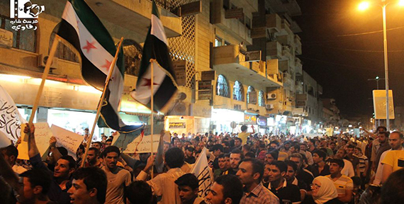 Resultado de imagen para El desconsuelo de una familia a su vuelta a Raqa para enterrar a sus muertos