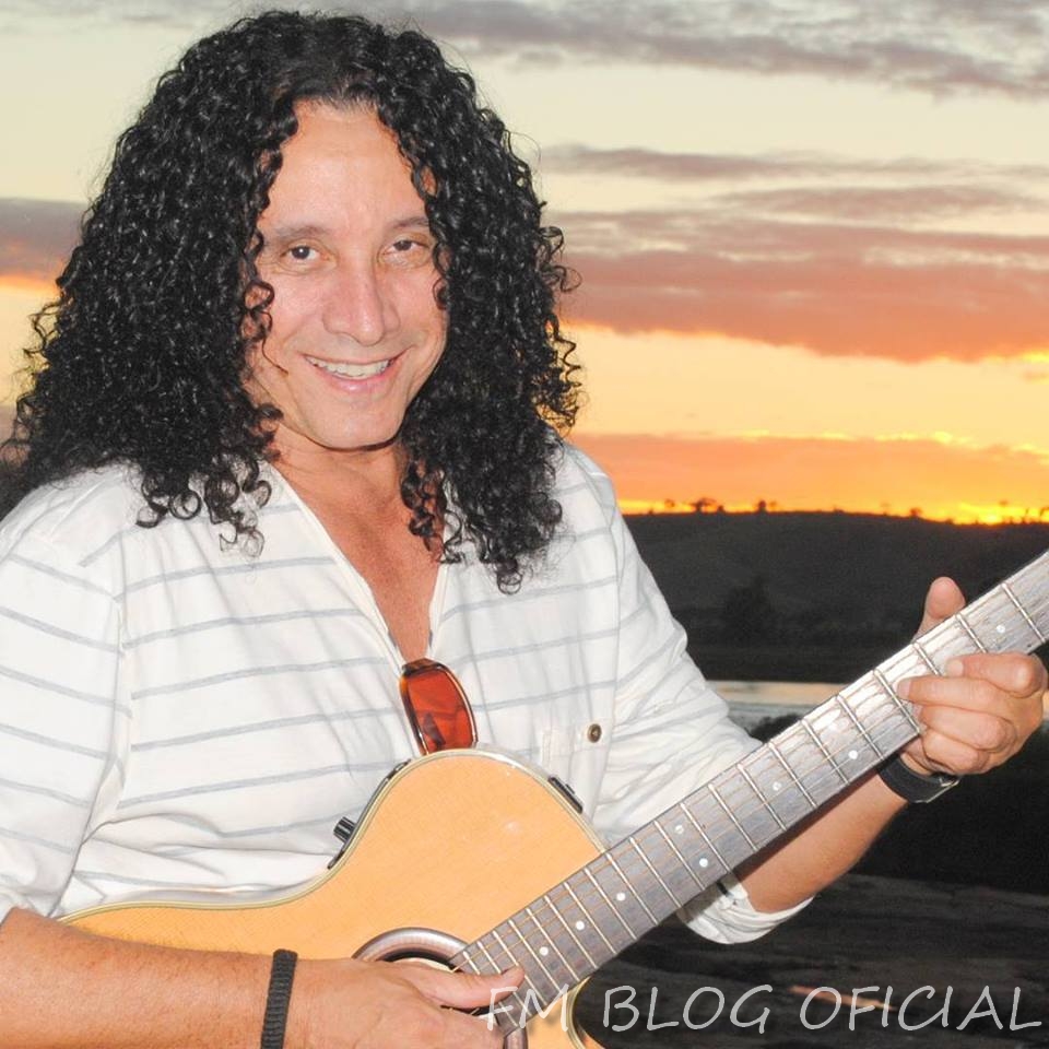 FERNANDO MENDES FM HOJE NO CLUBE PORTUGUÊS, EM RECIFE FERNANDO MENDES FM HOJE NO CLUBE PORTUGUÊS, EM RECIFE