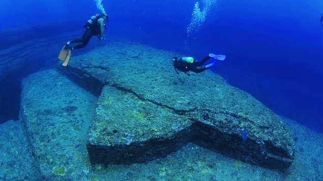 The secrets of the prehistoric Yonaguni Submarine Ruins of Japan 2