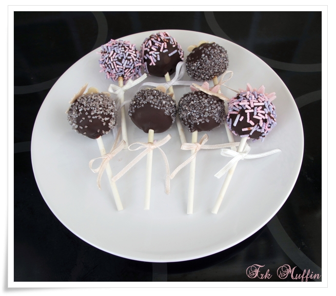 Frk Muffin Bursdags cake pops