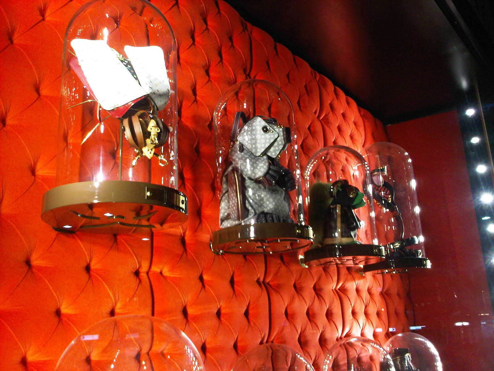 displayhunter: Louis Vuitton George Street Maison, Sydney