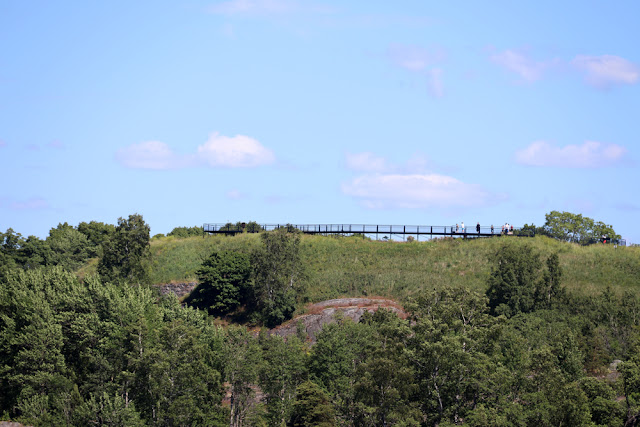 Purjeveneellä Vallisaareen 9 Purjeveneellä Vallisaareen 8