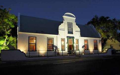 haunted-kitima-restaurant haunted-kitima-restaurant-elsa-cloete