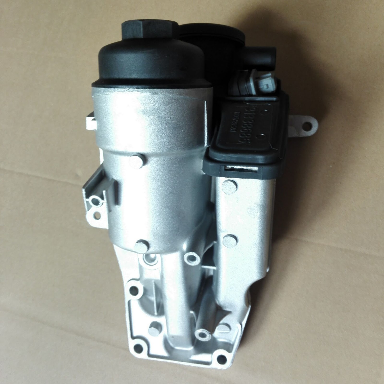 Typuautopart Oil Filter Housing for Volvo 5cyl S40,C30,C70,V50 with