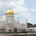 When in Brunei: Sultan Omar Ali Saifuddien Mosque