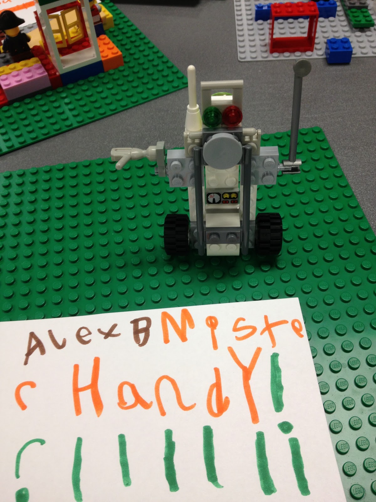 The Show Me Librarian: How to Host a Lego Club