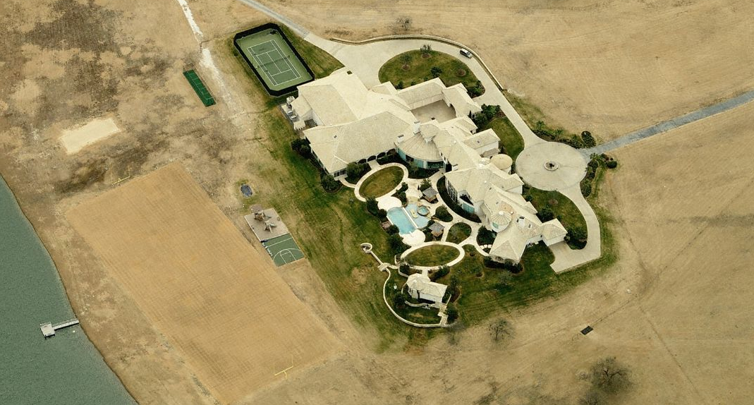 Celebrity Homes Deion Sanders' Spread in Prosper, TX One of the
