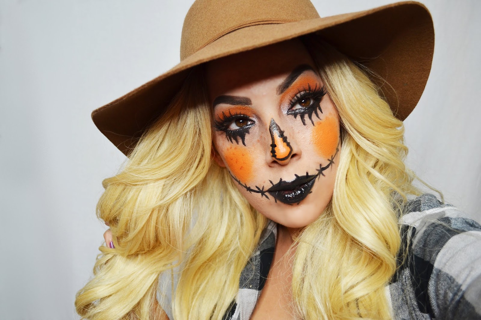 Easy Cute Scarecrow Makeup Tutorial and Halloween Outfit Idea.
