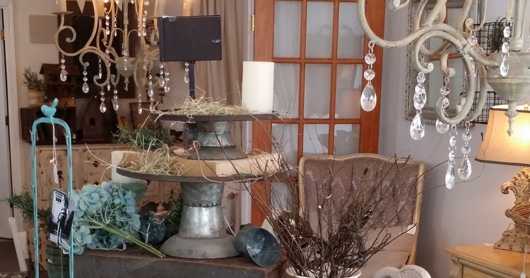The House of Hamiltons Very Violet Boutique in Lee's