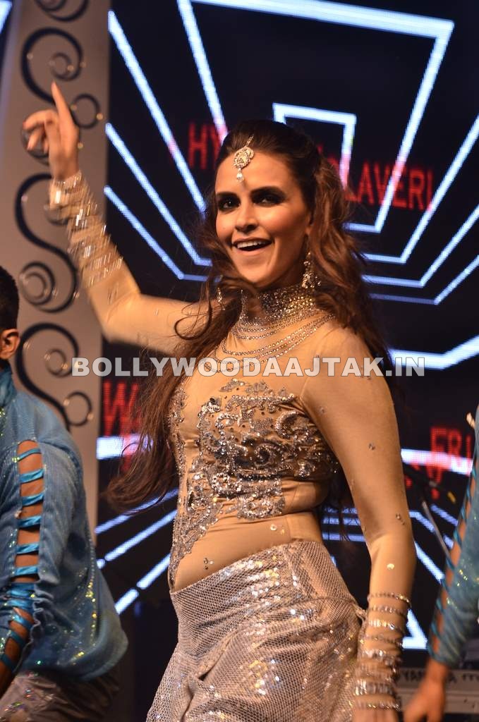 Neha Dhupia1 - Neha Dhupia New year Performance at Sahara Star