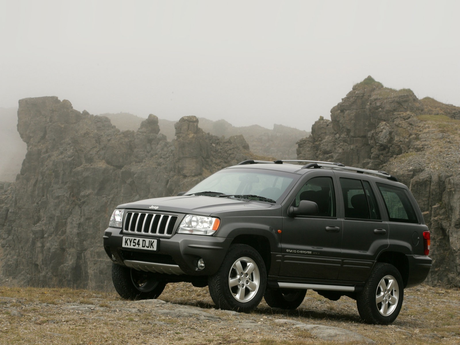 Car Pictures: Jeep Grand Cherokee UK Version 2003