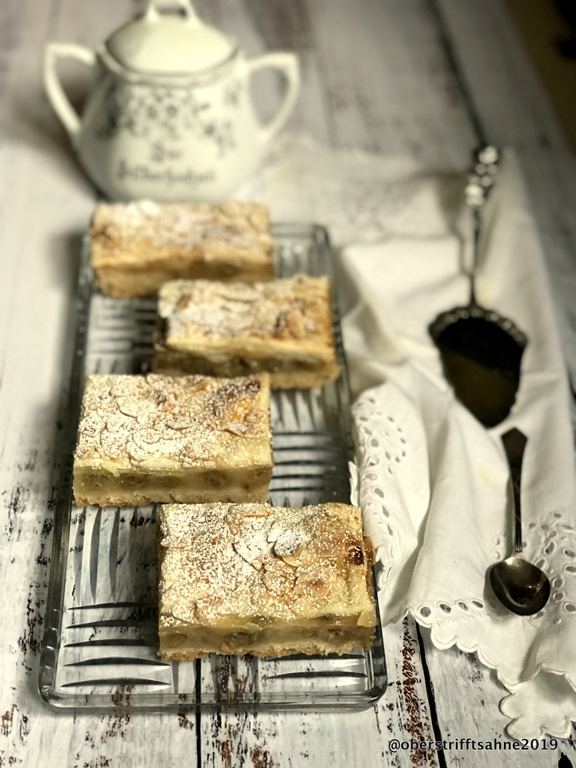 Fruchtig Und Knusprig Stachelbeerkuchen Mit Blätterteig