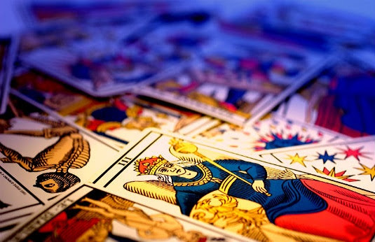 Χαρτομαντεία: Μάθε να λες τα χαρτιά