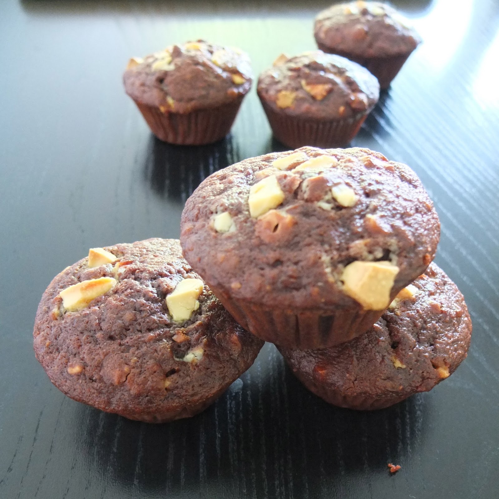 Pâtisserie Nadine: Bananen-Schoko-Muffins mit Cashew-Nüssen