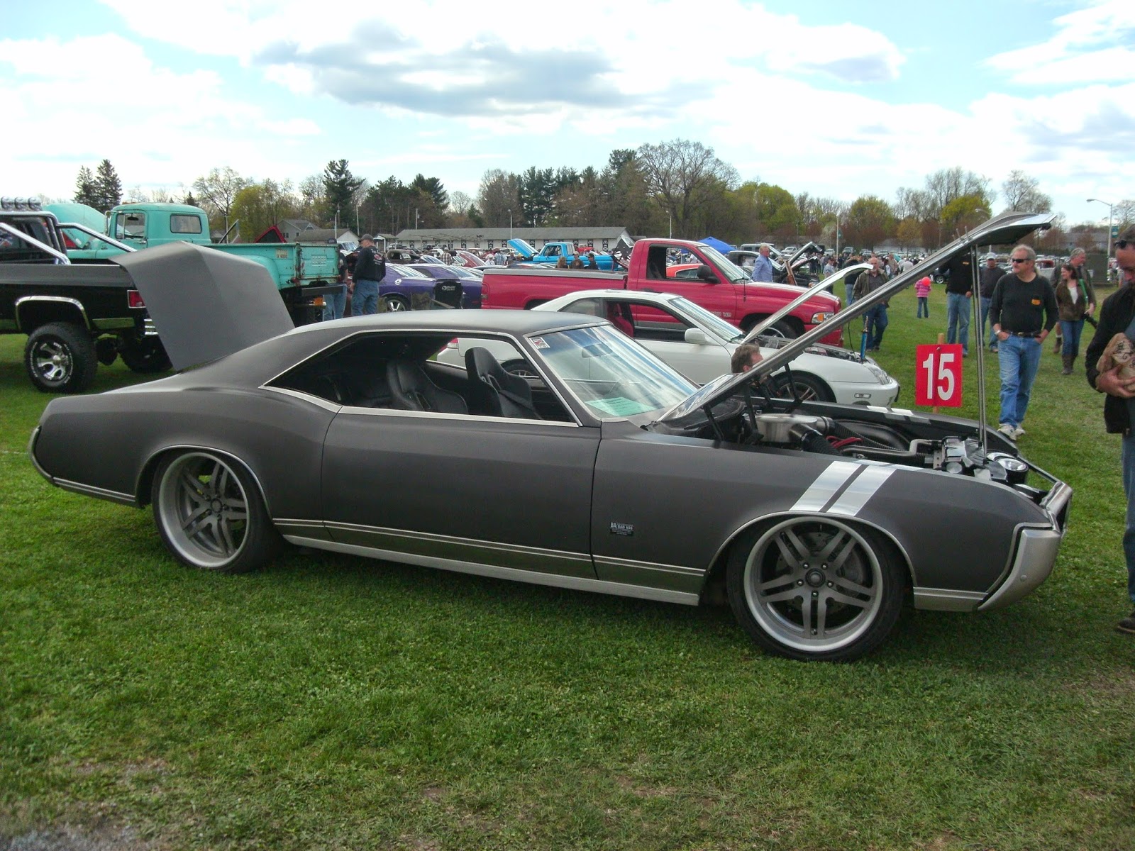 CARHUNTER RHINEBECK CAR SHOW