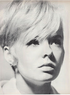 GREAT FEMALE SINGERS: Joey Heatherton