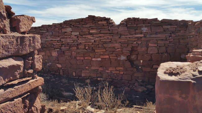Abandoned Sunrise Trading Post Ruins in Leupp Arizona near Canyon Diabo