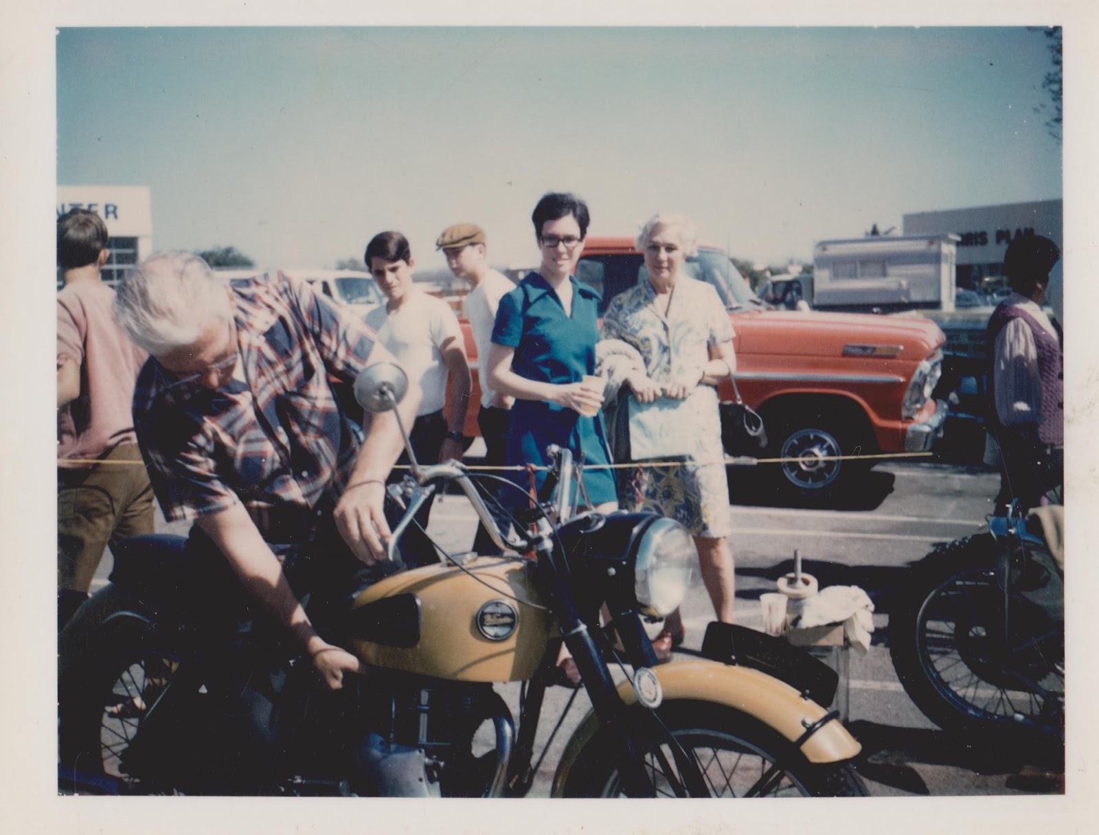 Yorkshire Ferret: From the archive of Ernie Pico