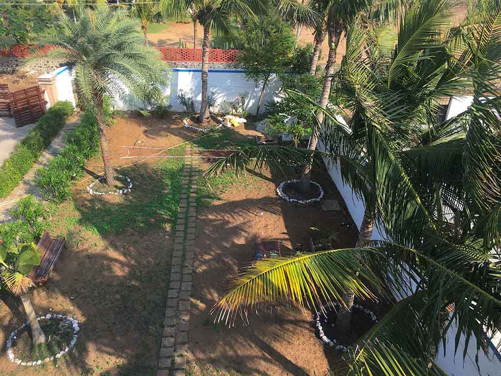 pearl beach house ecr for 1 day rent