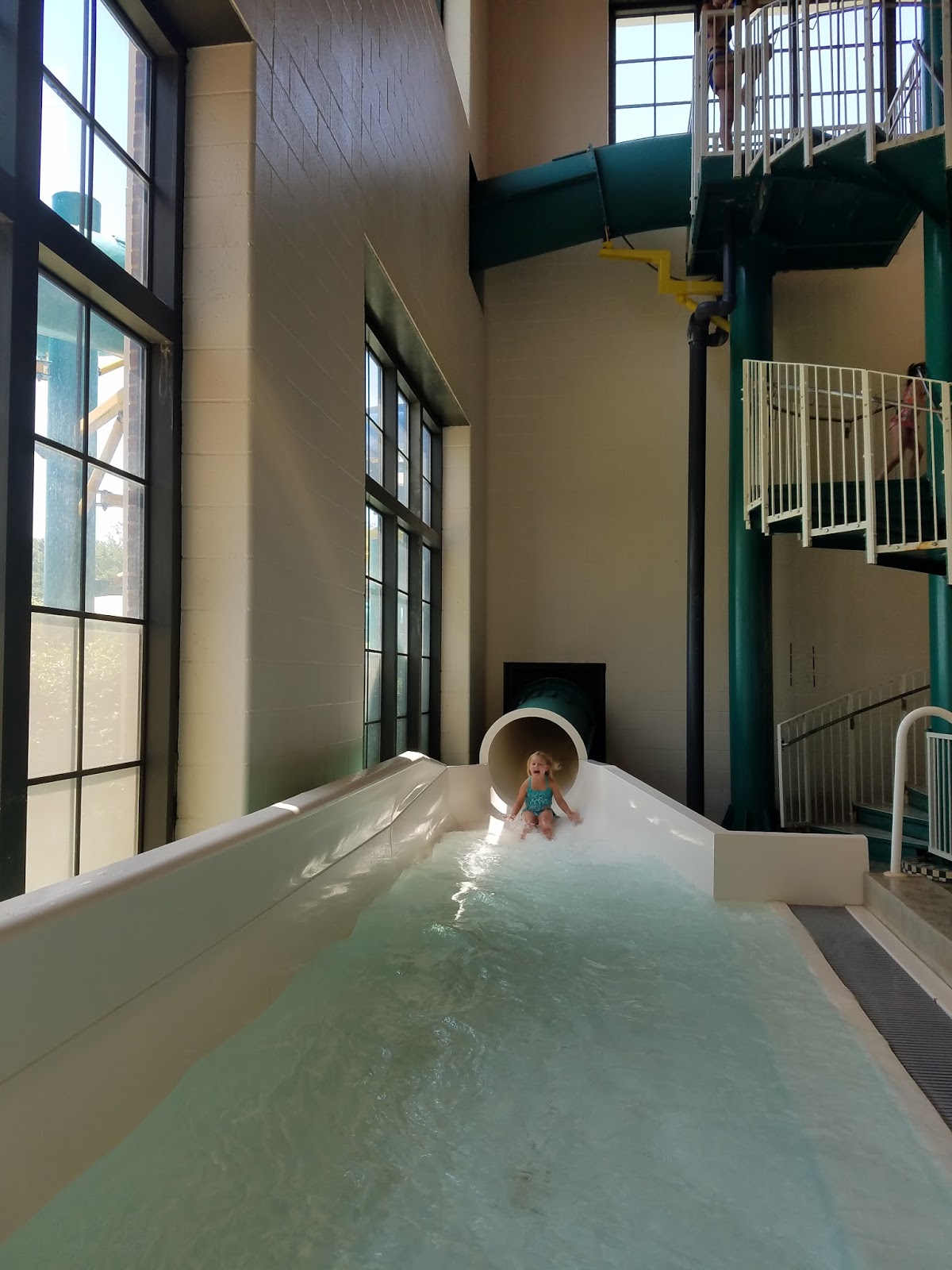 Play St. Louis Des Peres Lodge Indoor Pool, Des Peres