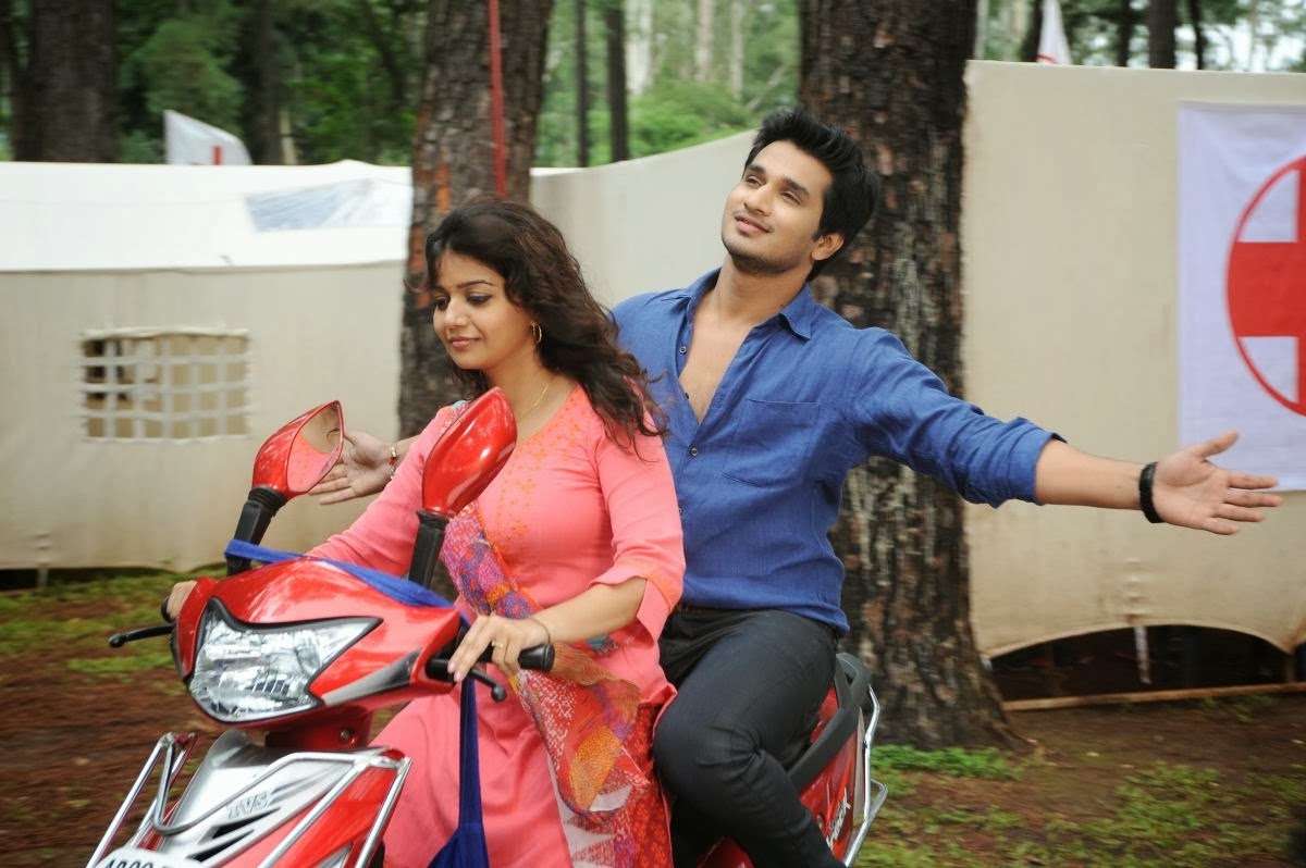 Karthikeya Movie Latest Stills | No1HDWALLPAPERS