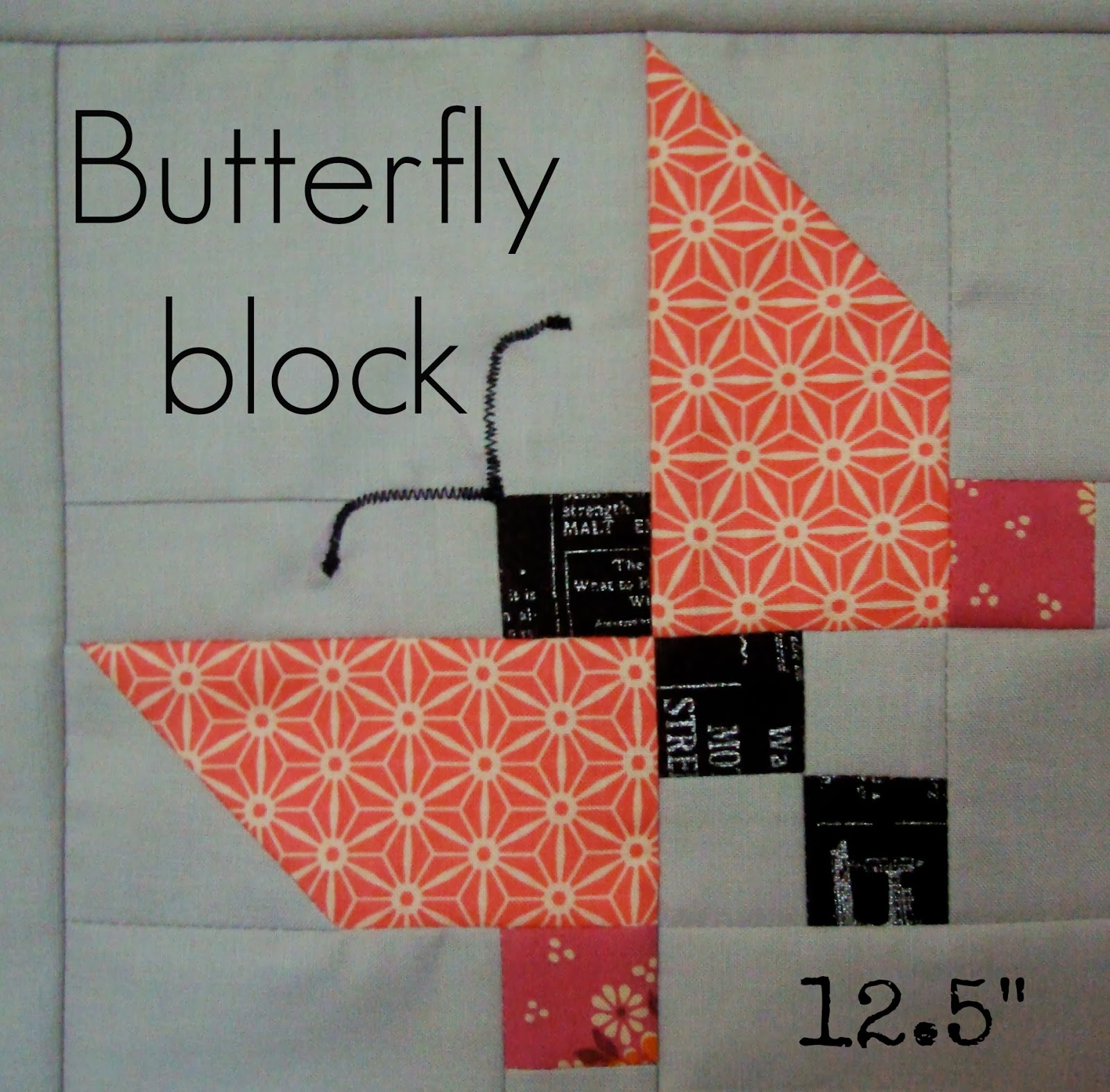 Butterfly block / CHARM ABOUT YOU