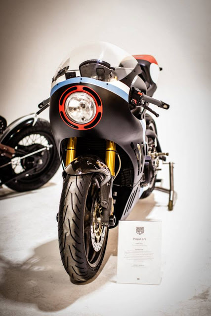 triumph daytona cafe racer