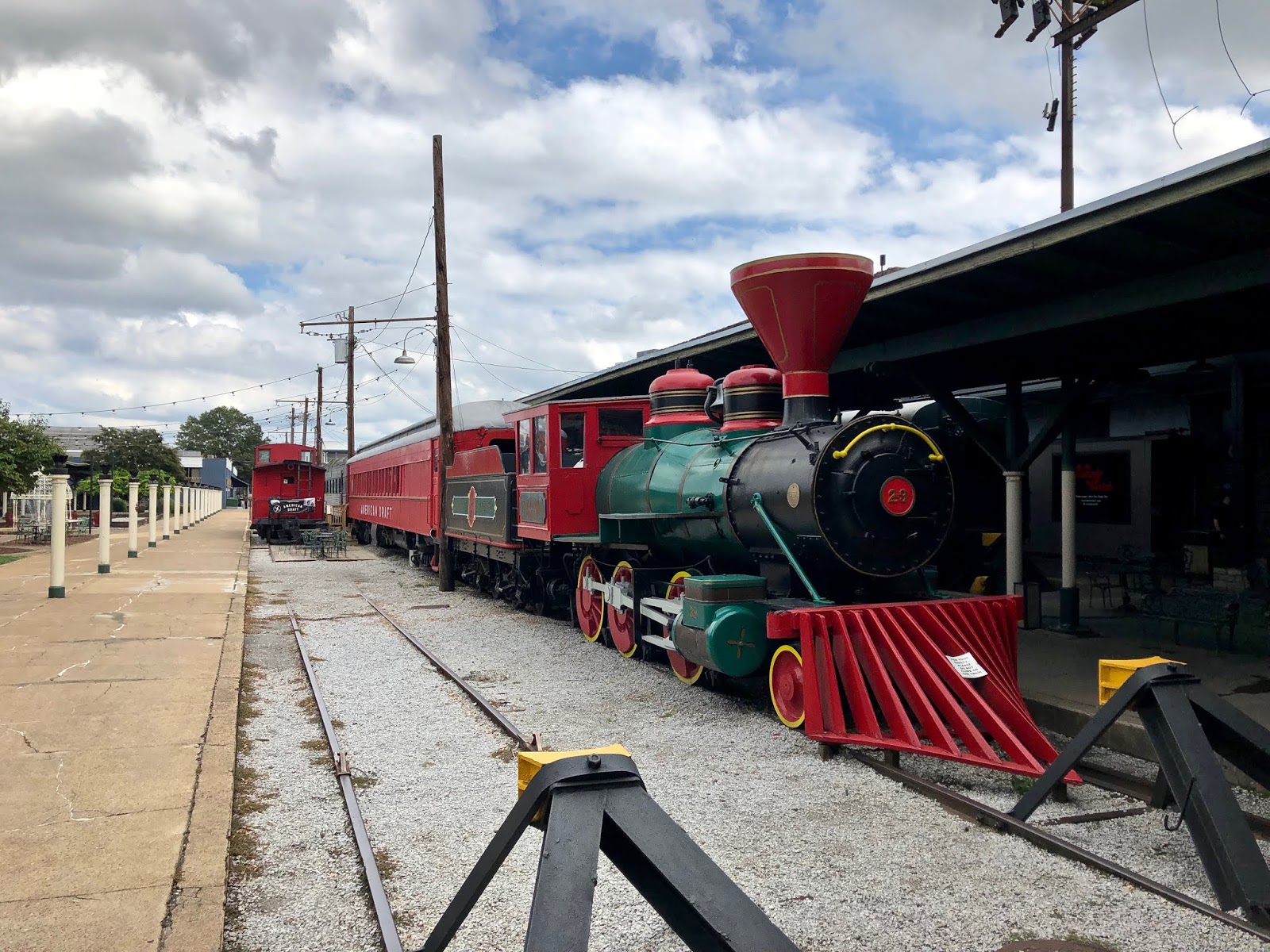 IS THAT THE CAT THAT CHEWED YOUR NEW SHOES?