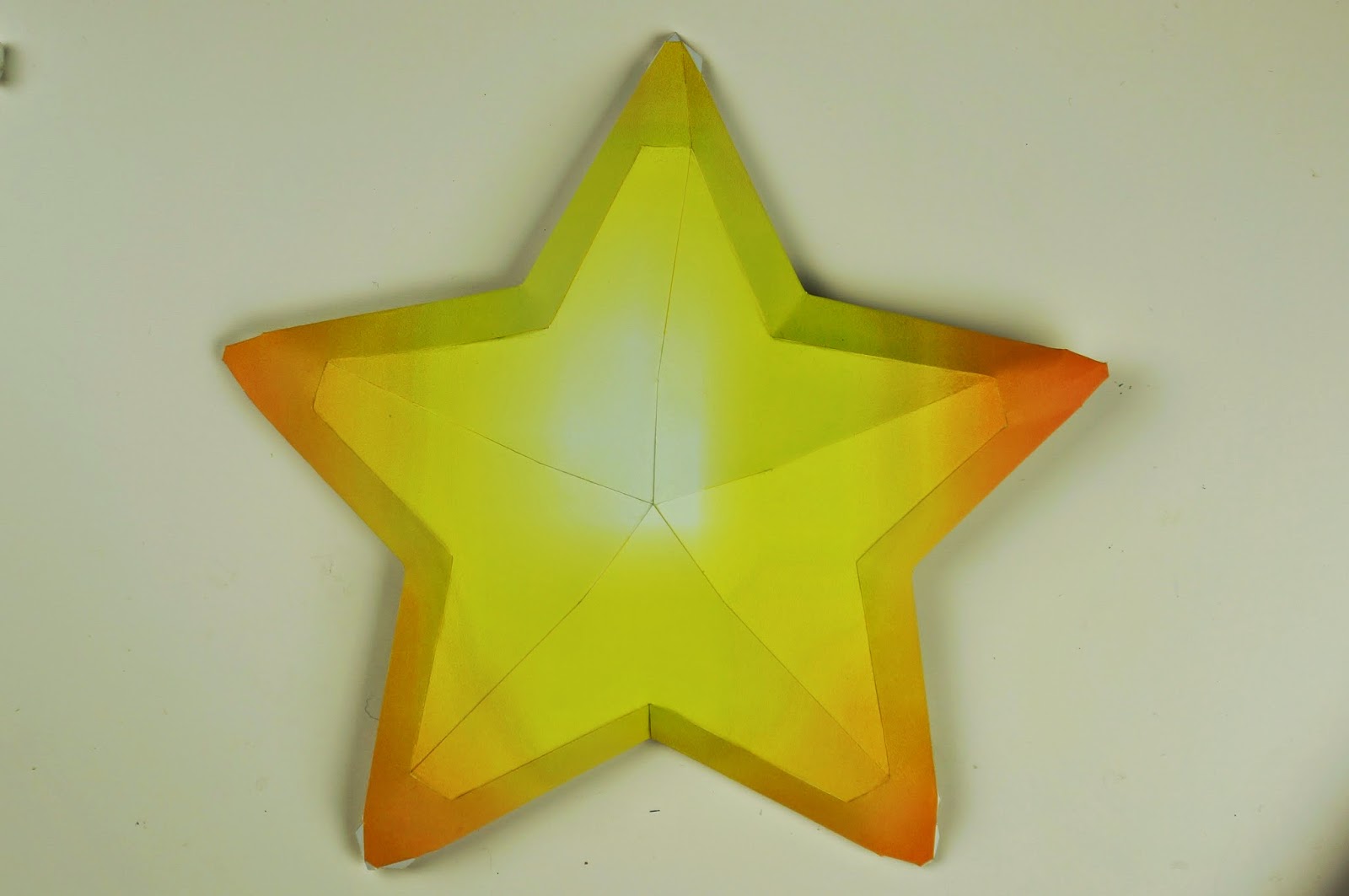 Otaku Crafts: Mario Super Star Tree Topper (Papercraft)