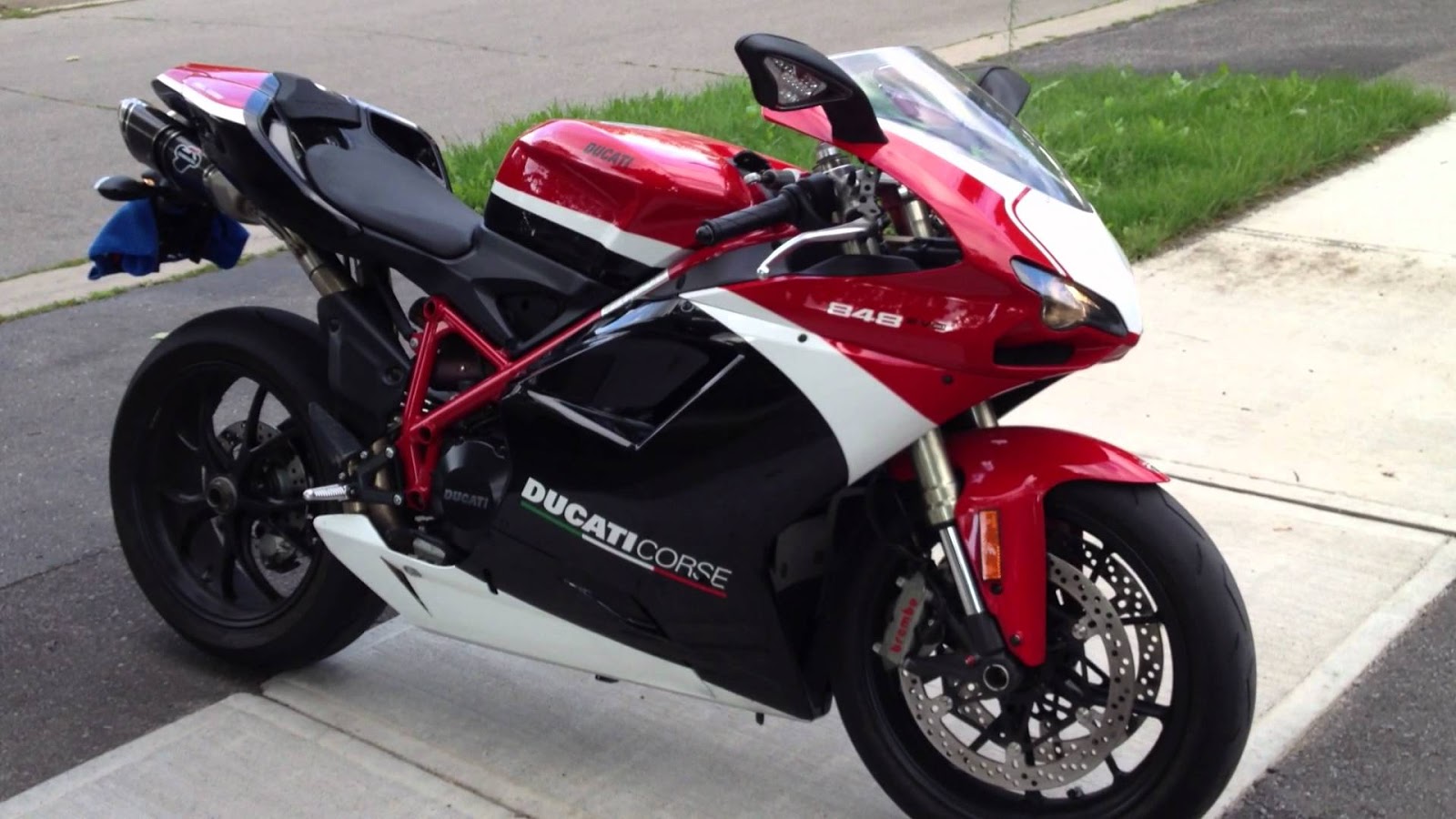 Ducati 848 2010