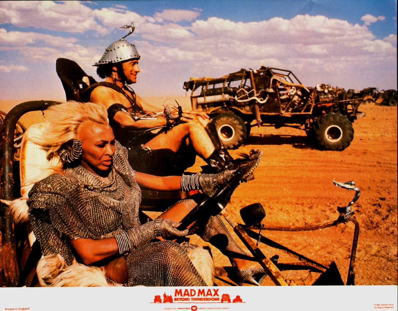 Mad Max Au-delà Du Dôme Du Tonnerre - Film Complet Affiches - Photos d'exploitation - Bandes annonces: Mad Max : Au-delà