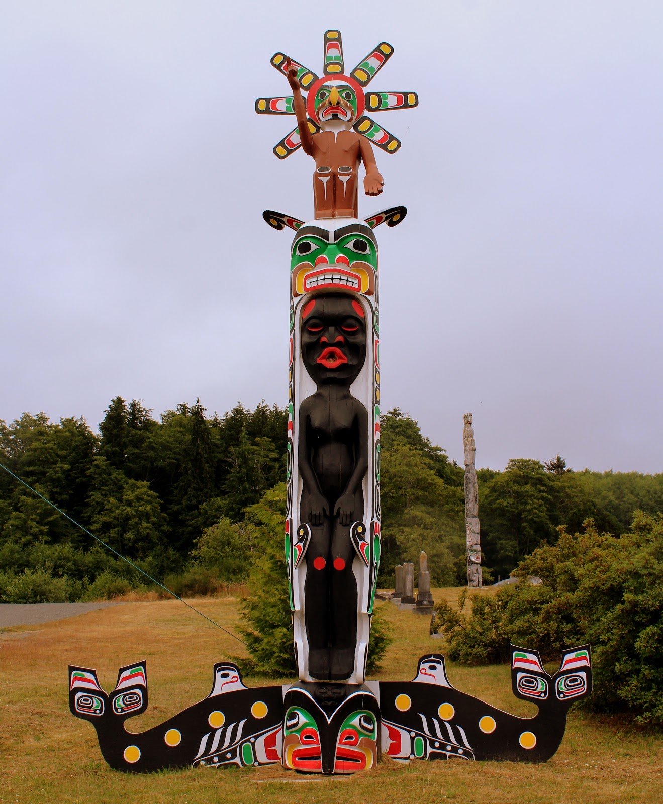 тотем riot. тур тотем. магический белый олень. тотем ремиксы. тотем фулинга.