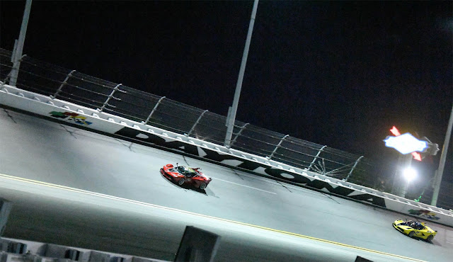 Daytona Speedway Racetrack, 2 FXX-K cars raicing in the night