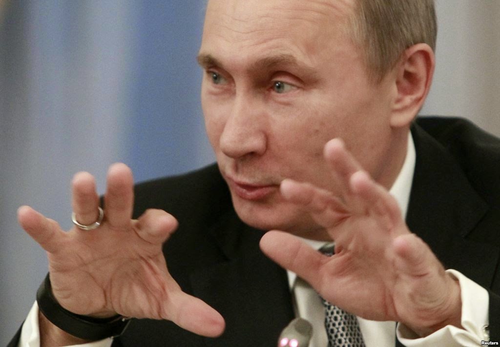 Президент РФ Путин на Валдайском форуме в Сочи заявил о праве России вмешиваться во внутренние дела других стран.