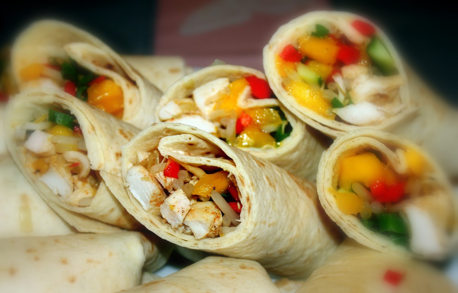 Mijn kookdagboek Wraps met kip en mango en een Oosters slaatje