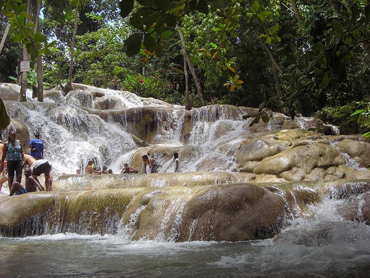 Dunn river falls, jamaica
