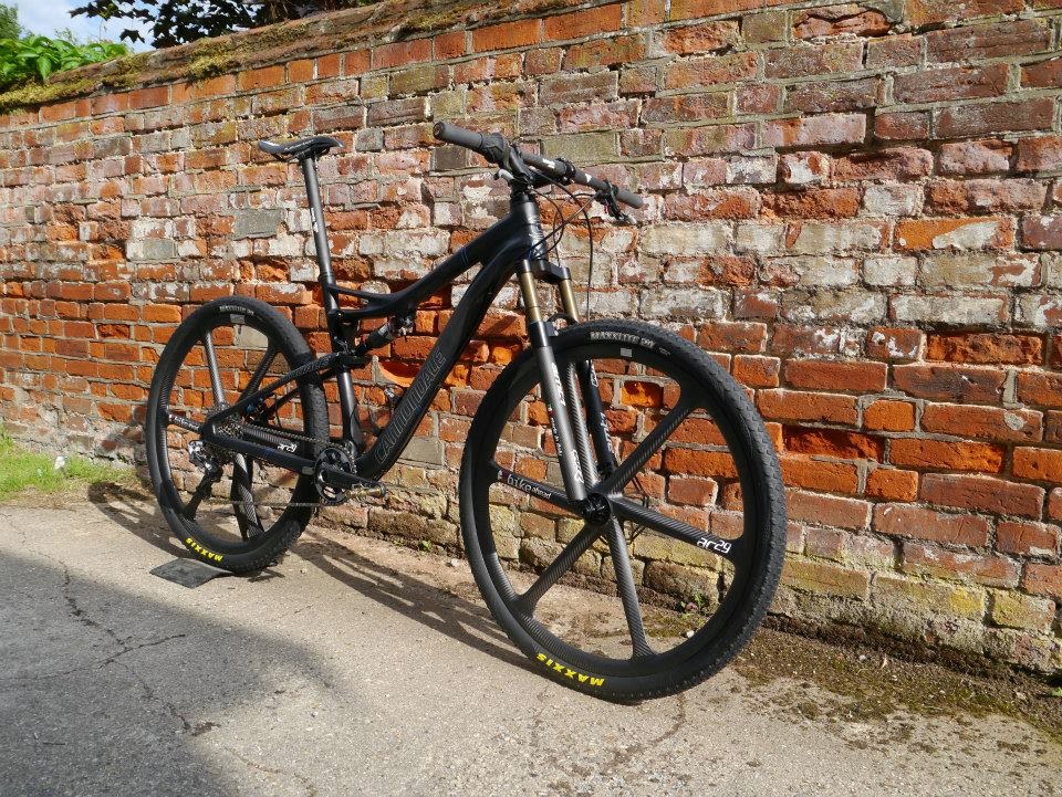 LifecycleUK Bike Ahead ac29 Biturbo Carbon Wheels