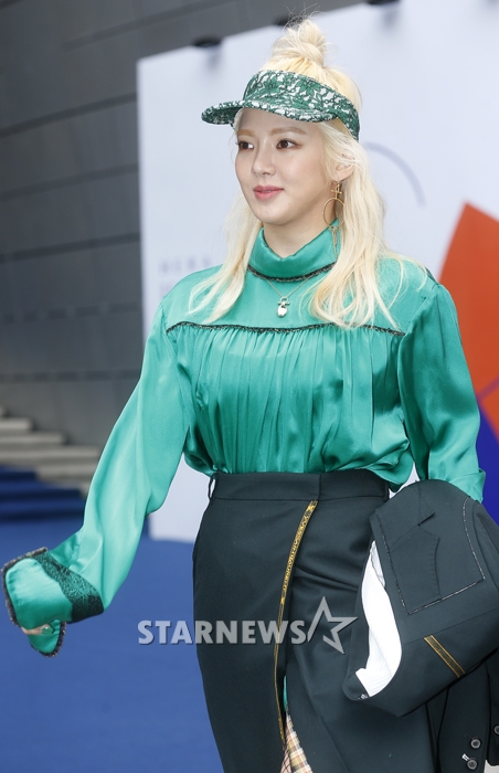 SNSD HyoYeon goes green at MÜNN's event - Wonderful Generation