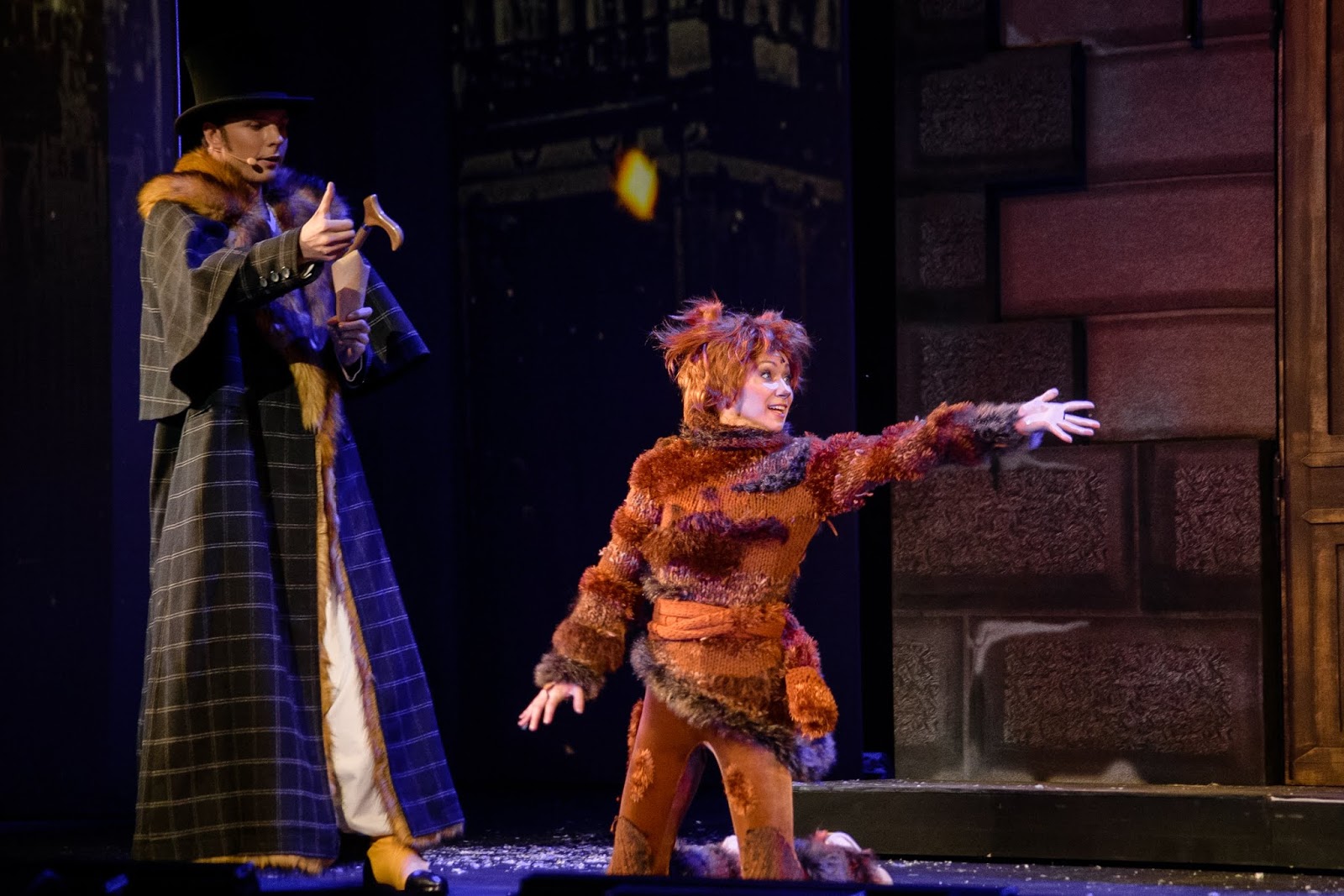 каштанка театр кукол. театральная постановка в школе каштанка. каштанка свинья театр кукол. спектакль конек. кукольный спектакль каштанка.