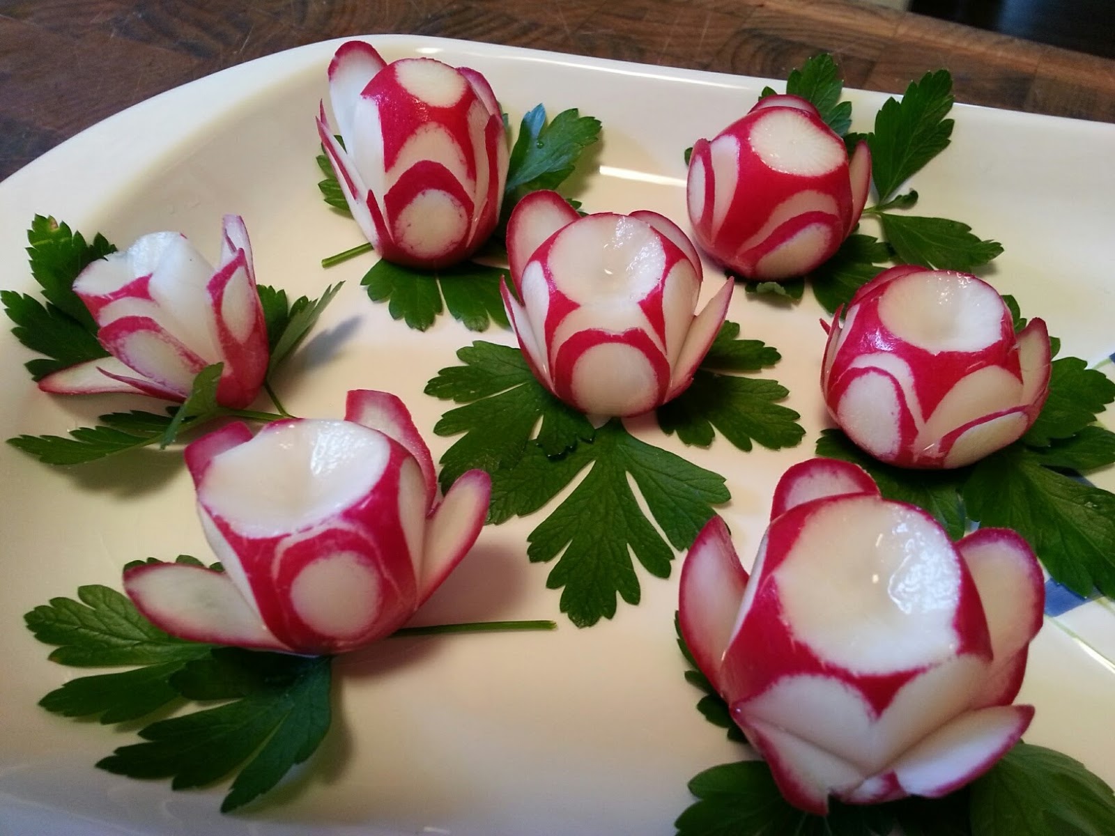 The English Kitchen Buttermilk Dressed Rose Salad Bowl