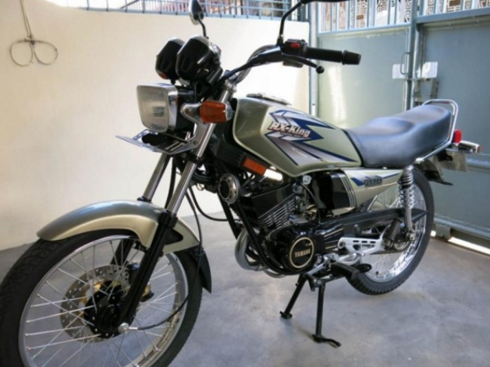 Bikin Gempar !! Yamaha RXKing Keluaran Tahun 2002 Ini Dibanderol