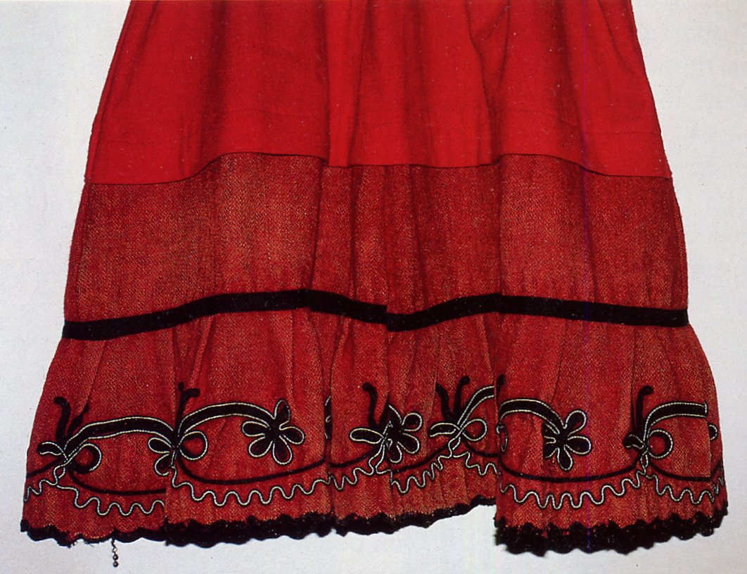 FolkCostume&Embroidery: Costume Ra Vècia of the Ampezzo Valley, Ladin ...