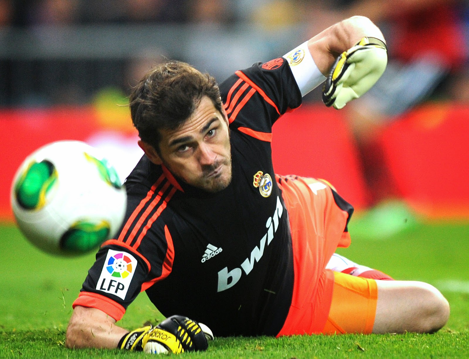 5 Interesting Facts About Iker Casillas - FOOTY FAIR