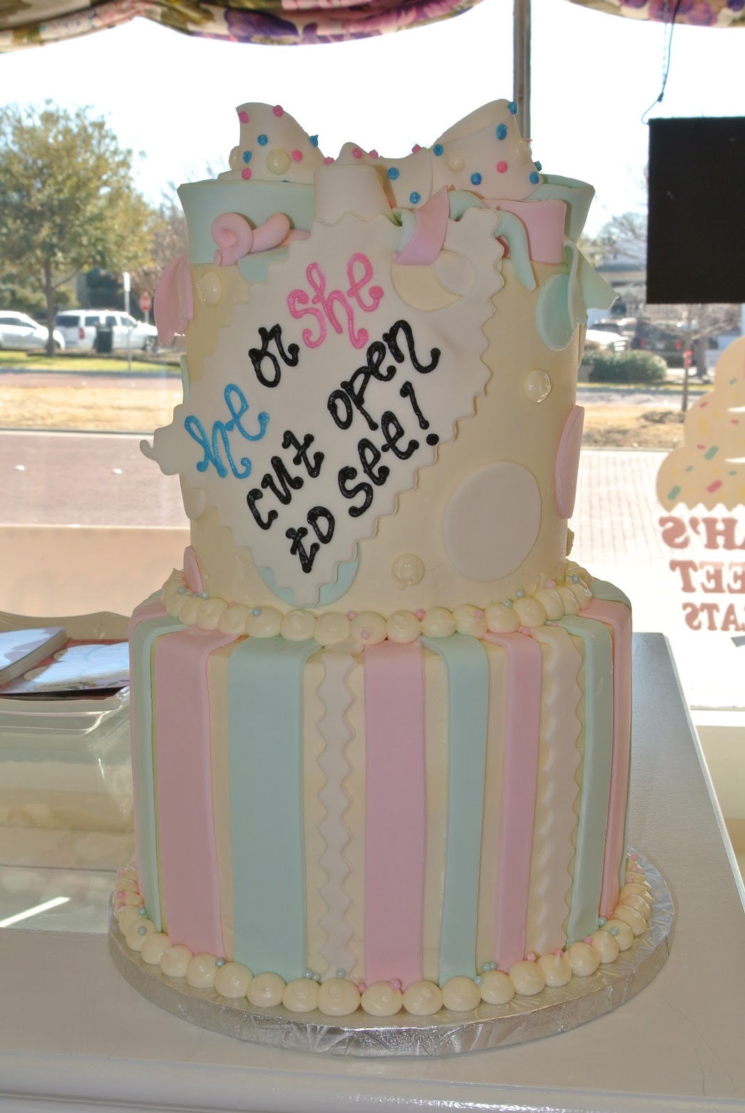 Leah's Sweet Treats Gender Reveal Cake